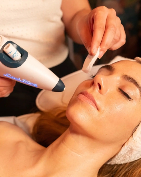 Tratamiento Facial Coolifting - EVO Beauty Clinics