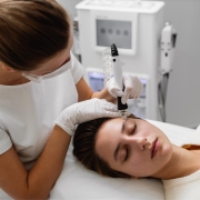 ¿Qué es la microdermoabrasión?