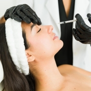 levantamiento de punta nasal con ácido hialurónico