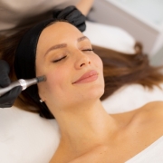 facial microneedling