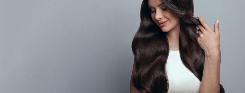 Tratamientos y hábitos para fortalecer el pelo de forma efectiva