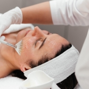 por qué se deshidrata la piel